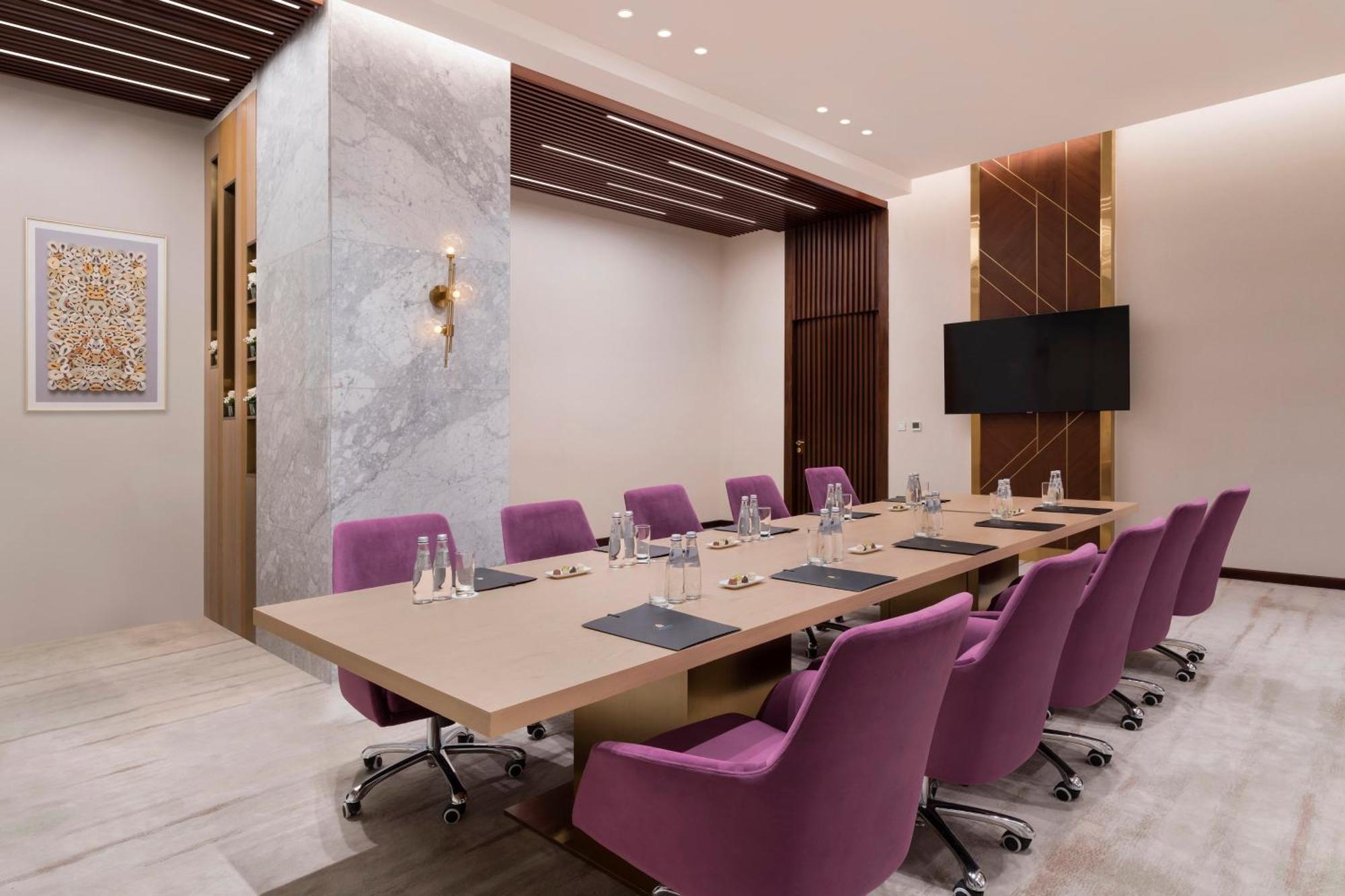 Velero Hotel Doha Lusail מראה חיצוני תמונה Boardroom