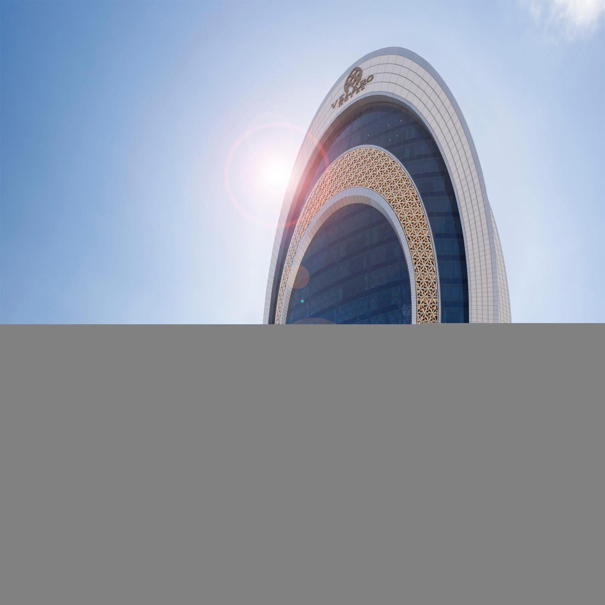 Velero Hotel Doha Lusail מראה חיצוני תמונה The entrance of the mosque