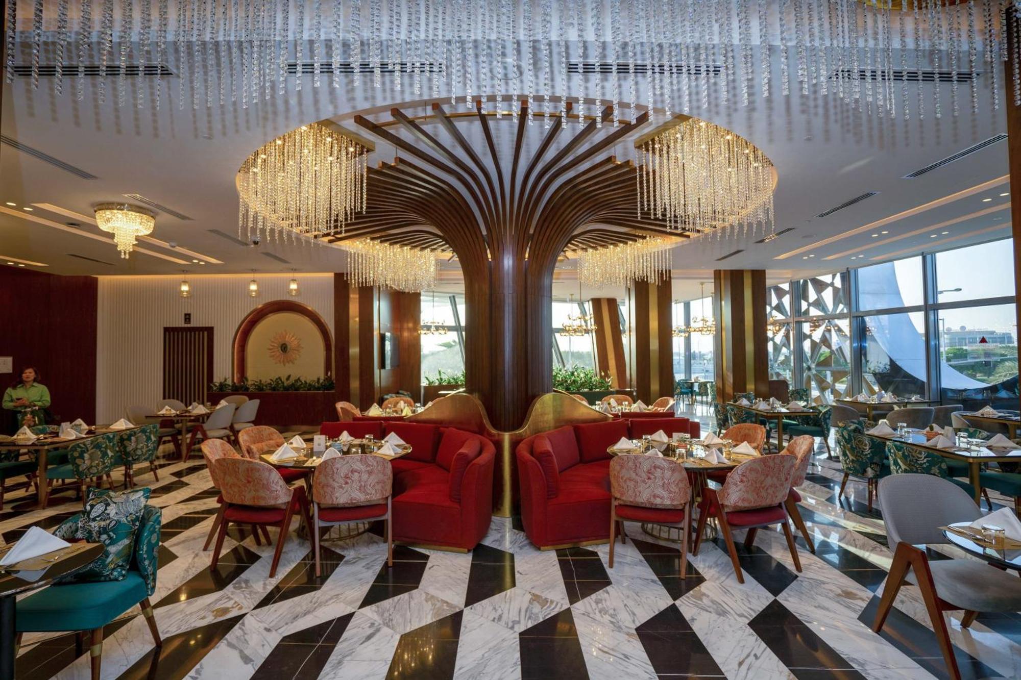 Velero Hotel Doha Lusail מראה חיצוני תמונה The restaurant
